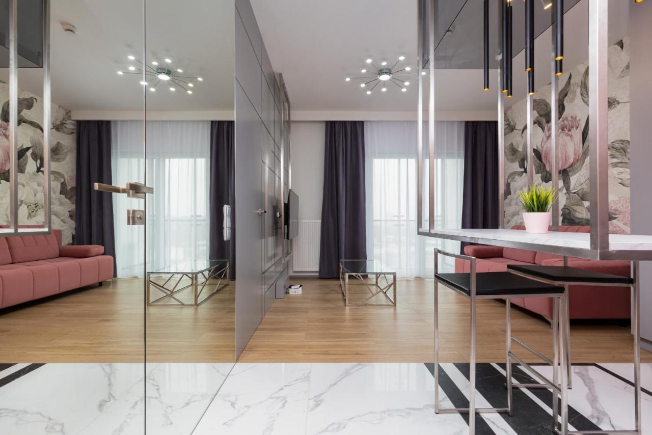 Premium Apartments Business Center By Renters Prestige Varsovie Extérieur photo